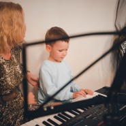 Концерт живой музыки «Нескучная классика детям и родителям» фотографии