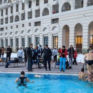 Крещенские купания на курорте «Газпром» 2022 фотографии