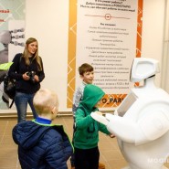 Интерактивная выставка роботов «РОБОПАРК» фотографии