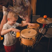 Концерт для детей и родителей «Играем музыкой! Зажигательный микс популярных песен» фотографии