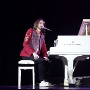 Фото: vk.com/radioqueen