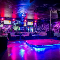 Караоке-клуб «Шум»