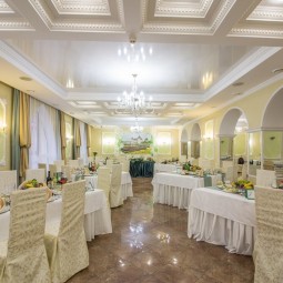 Банкетный зал «Кипарис»