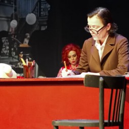 Спектакль «Служебный роман»