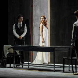 Спектакль «Острые предметы»