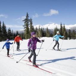 Праздничный открытый мастер-класс по беговым лыжам 2023