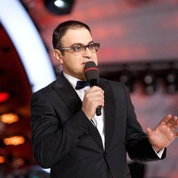 Шоу «Stand Up» Гарика Мартиросяна в дни Формулы 1 2019