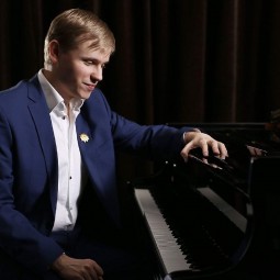 Концерт Олега Аккуратова 2020