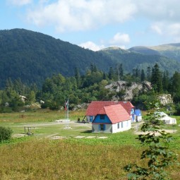 Тур приют Фишт