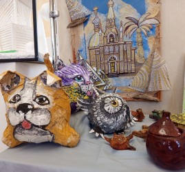 Выставка «Весенняя палитра»