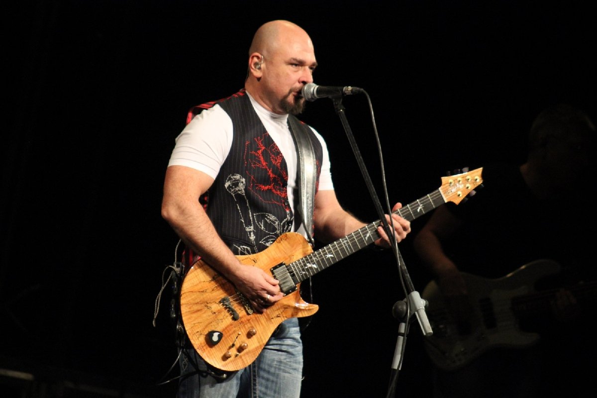 Фото: ligaart.ru