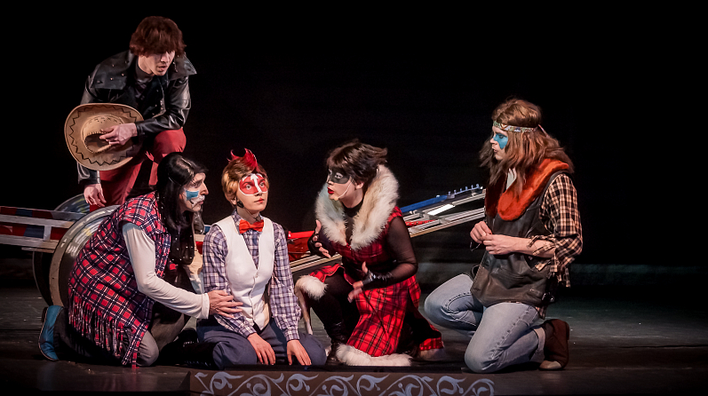 Фото: kazak-theatre.ru