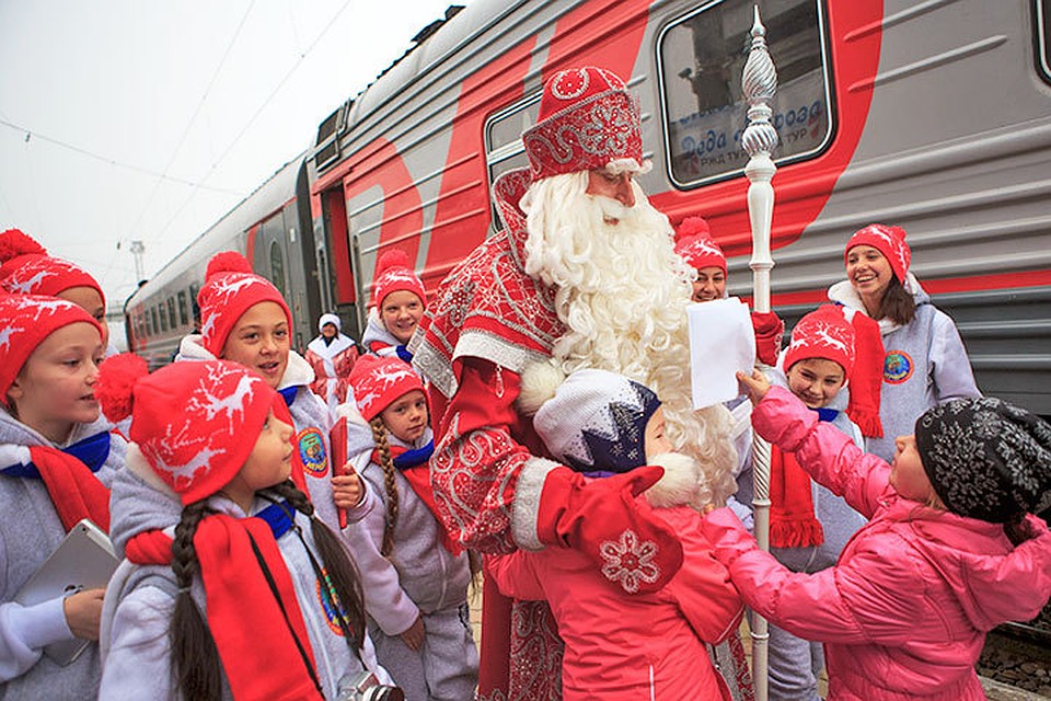 Поезд Деда Мороза в Сочи 2021